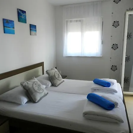 Melisa Yourcroatiaholiday Villa